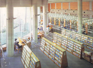 写真：つくば市立中央図書館